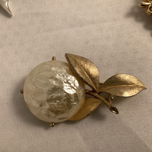 Vintage Sarah Coventry signed jewelry lot - Picture 7 of 10